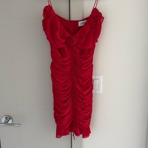 very beautiful dress, for a thin woman,